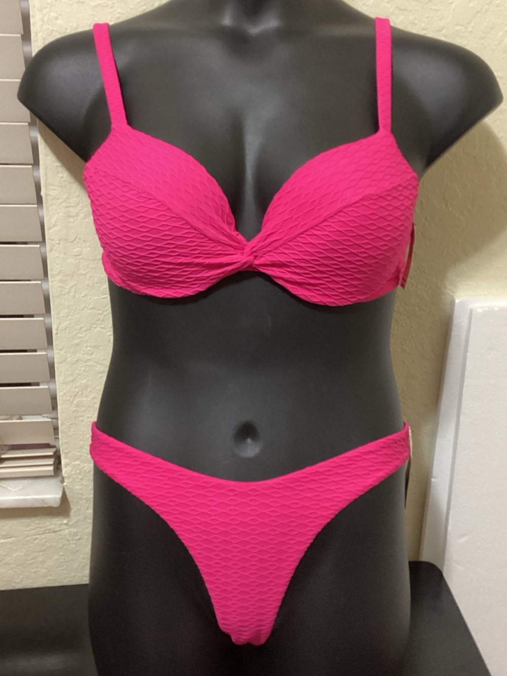 Victoria's Secret Bright Pink Textured Twist-Front Bikini